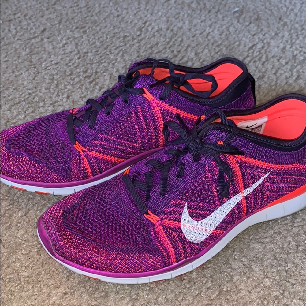 Nike Free 5.0 shoes